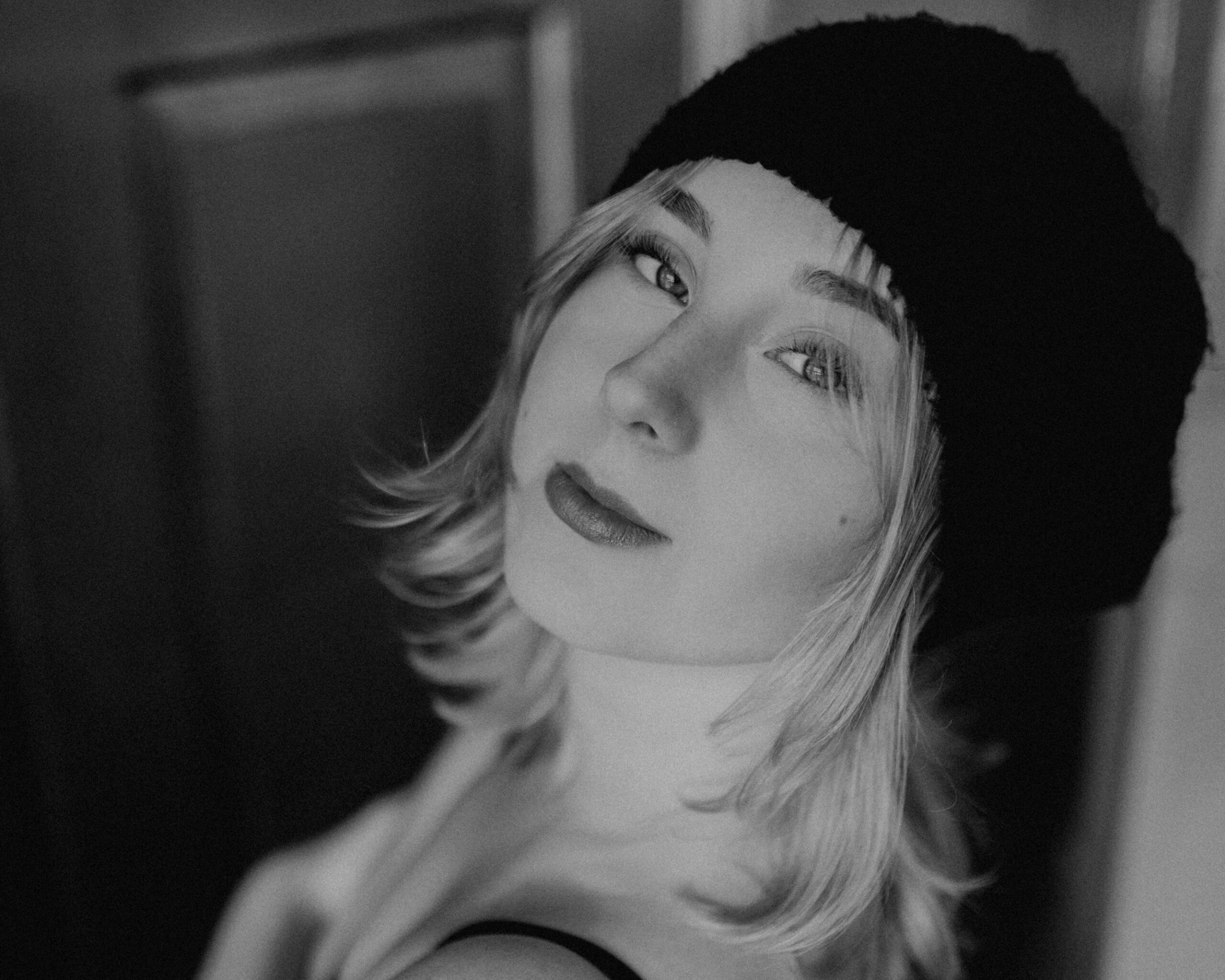 Read more about the article Elizabeth Luka – Why Won’t You