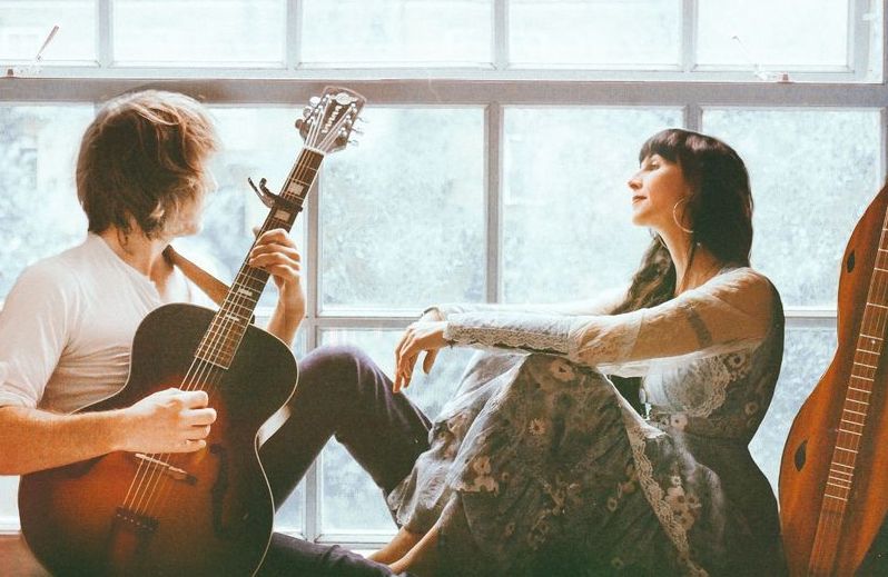 Read more about the article Hannah Sanders & Ben Savage – False True Love