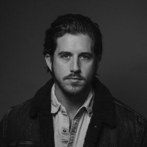 Read more about the article Carson Beyer – Outdated (Acoustic)