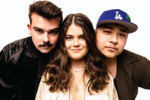 Read more about the article Troubadour Blue – Drinkin’s Good (Live)