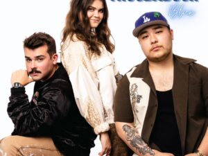 Troubadour Blue – Loved Me (Live)